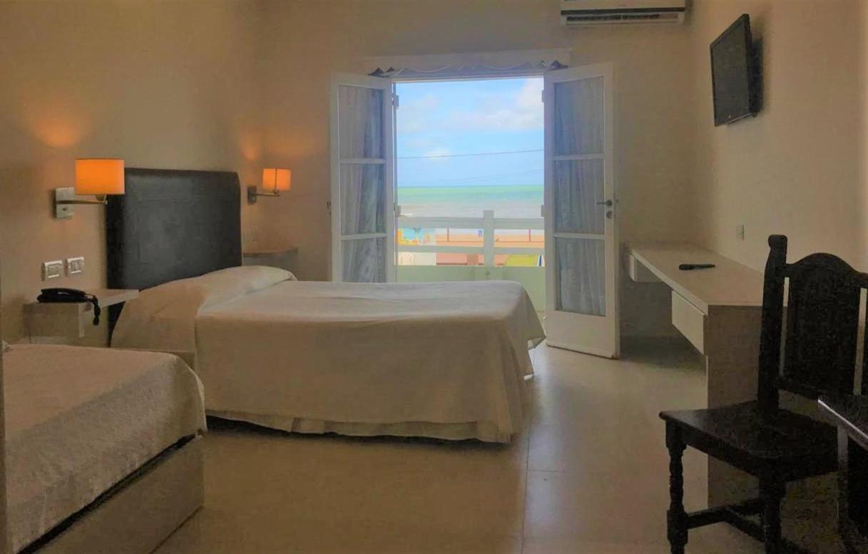 Hotel Tejas Rojas Villa Gesell Esterno foto
