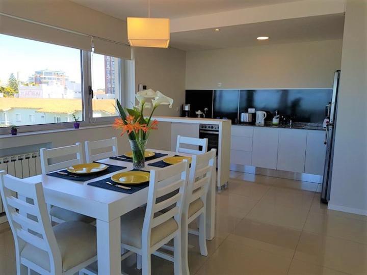 Hotel Tejas Rojas Villa Gesell Esterno foto