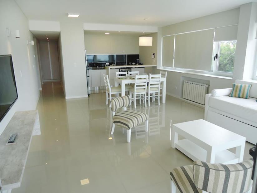 Hotel Tejas Rojas Villa Gesell Esterno foto