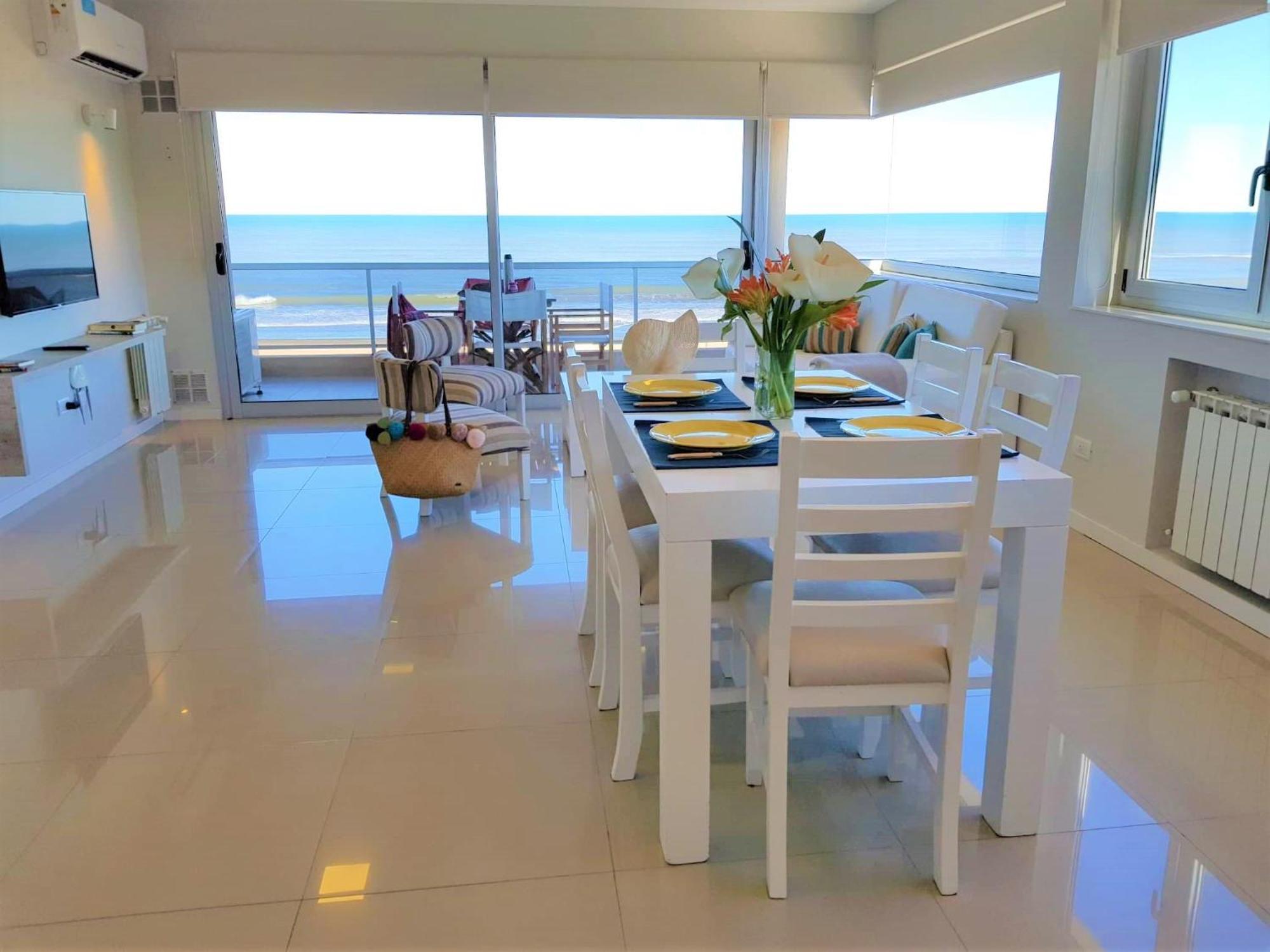 Hotel Tejas Rojas Villa Gesell Esterno foto