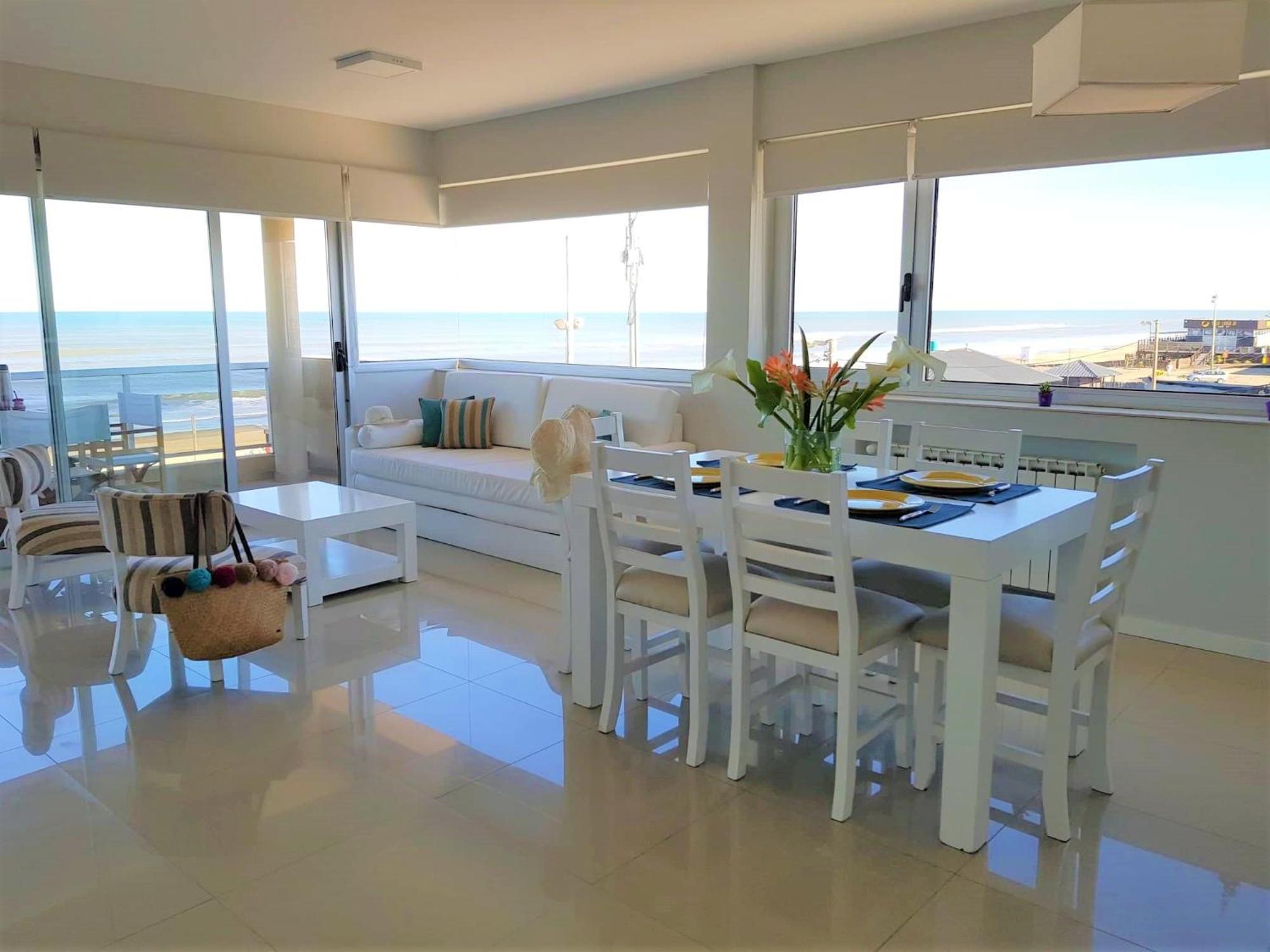 Hotel Tejas Rojas Villa Gesell Esterno foto