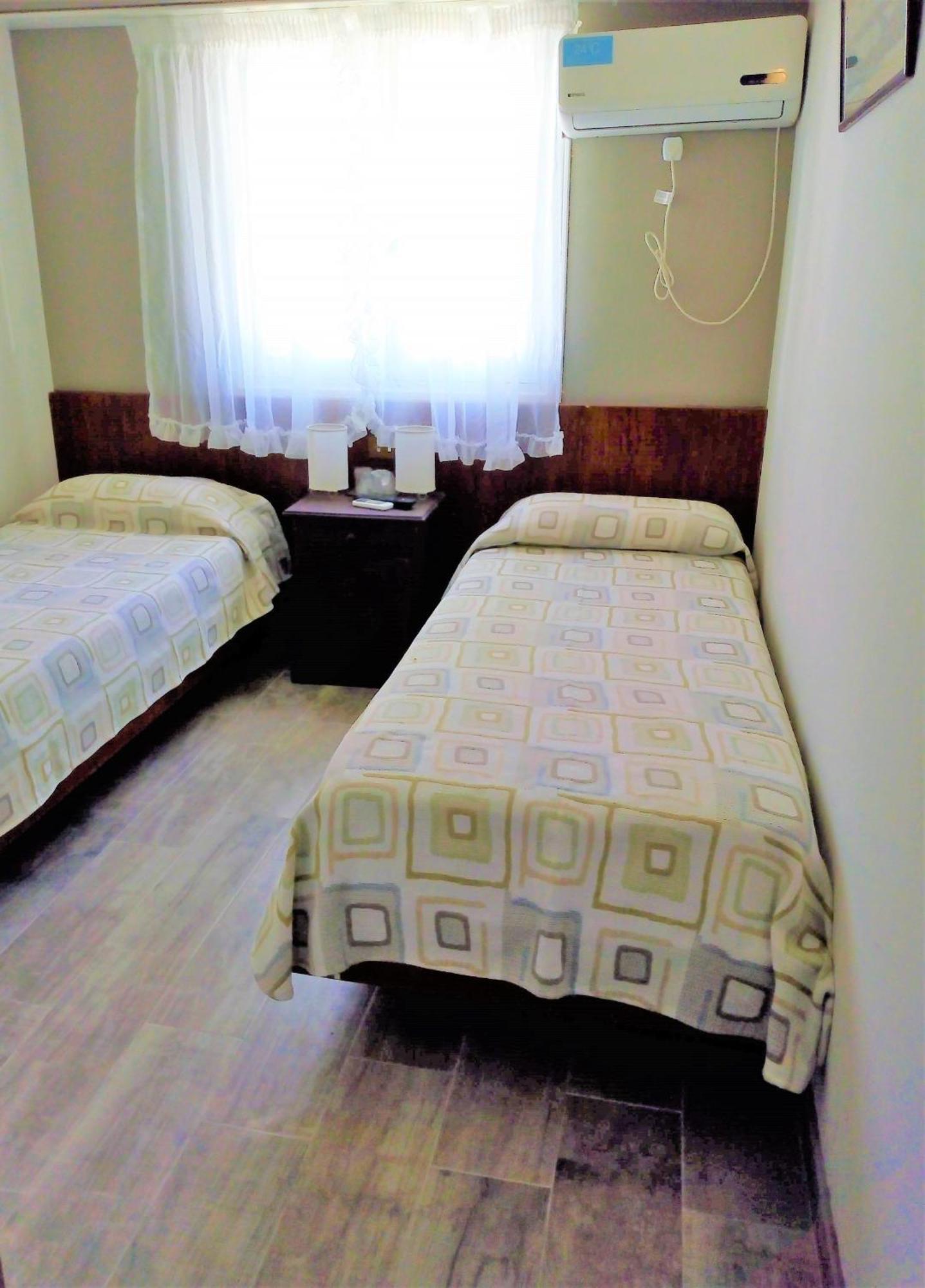 Hotel Tejas Rojas Villa Gesell Camera foto